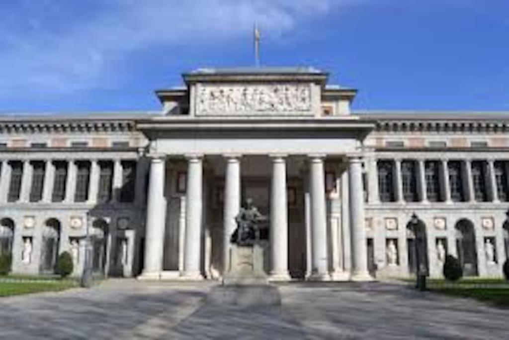 En El Corazon De Madrid, Museosアパートメント エクステリア 写真